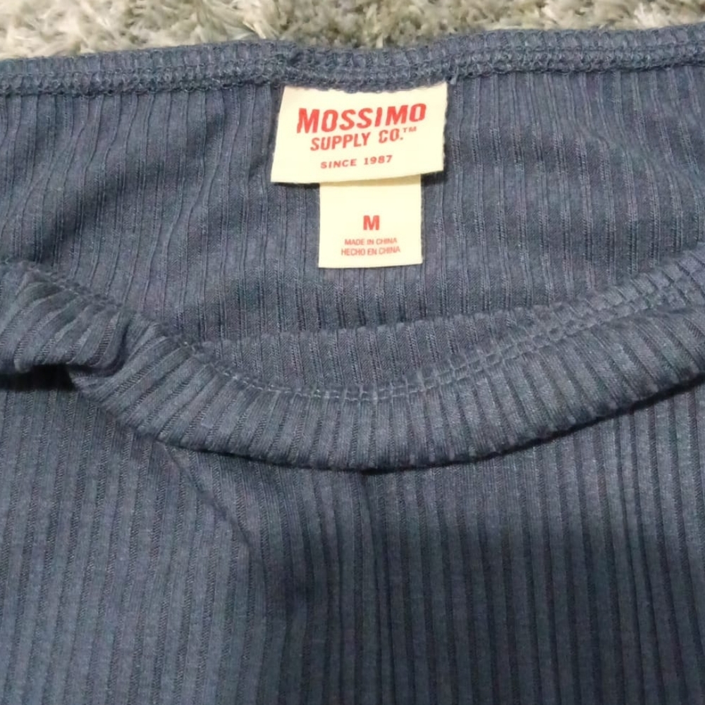 Mossimo Fitred Ribbed Top - Picture 2 of 2